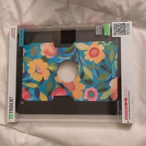 Trident Kim Parker iPad 4th Generation Tablet Case Cover